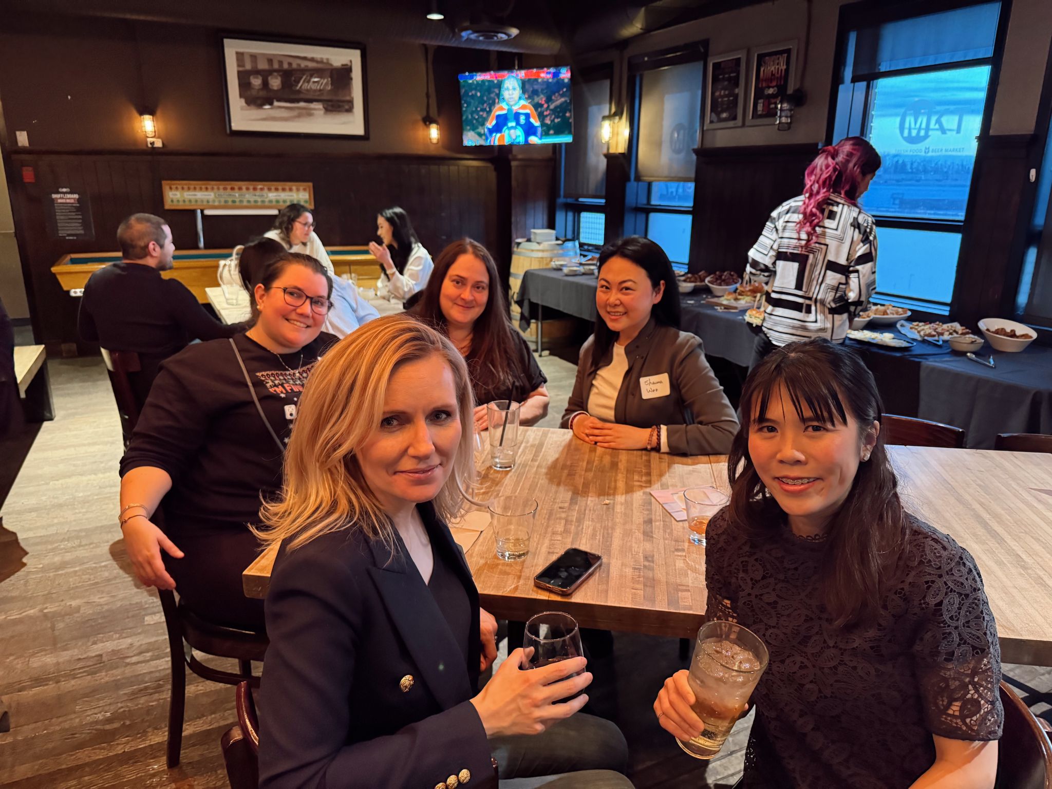 Women of the MBA networking