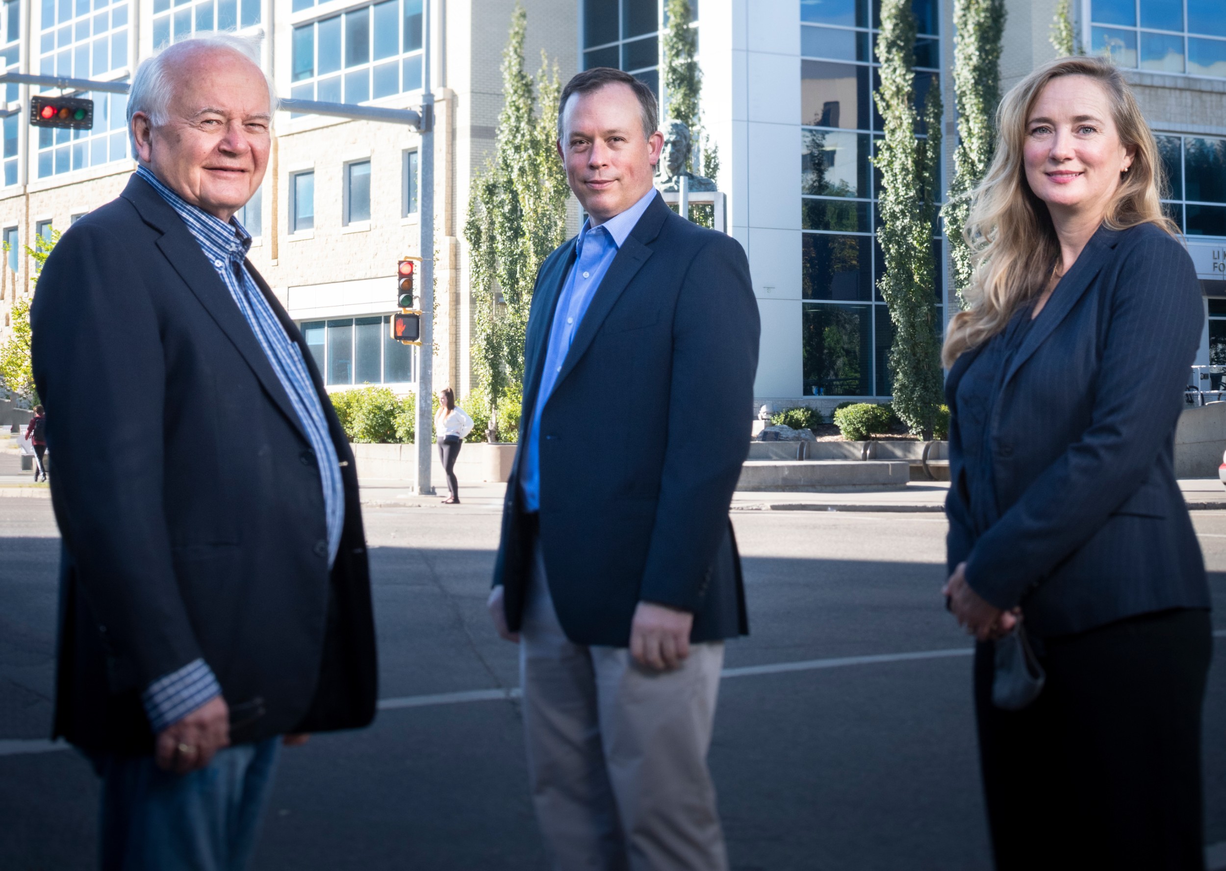 (From left) Researchers Lorne Tyrrell, James Nieman and Joanne Lemieux combined their expertise with that of U of A colleagues Howard Young and John Vederas (not pictured) to identify inhibitor compounds that work against SARS-CoV-2 as well as other coronaviruses. (Photo: John Ulan)