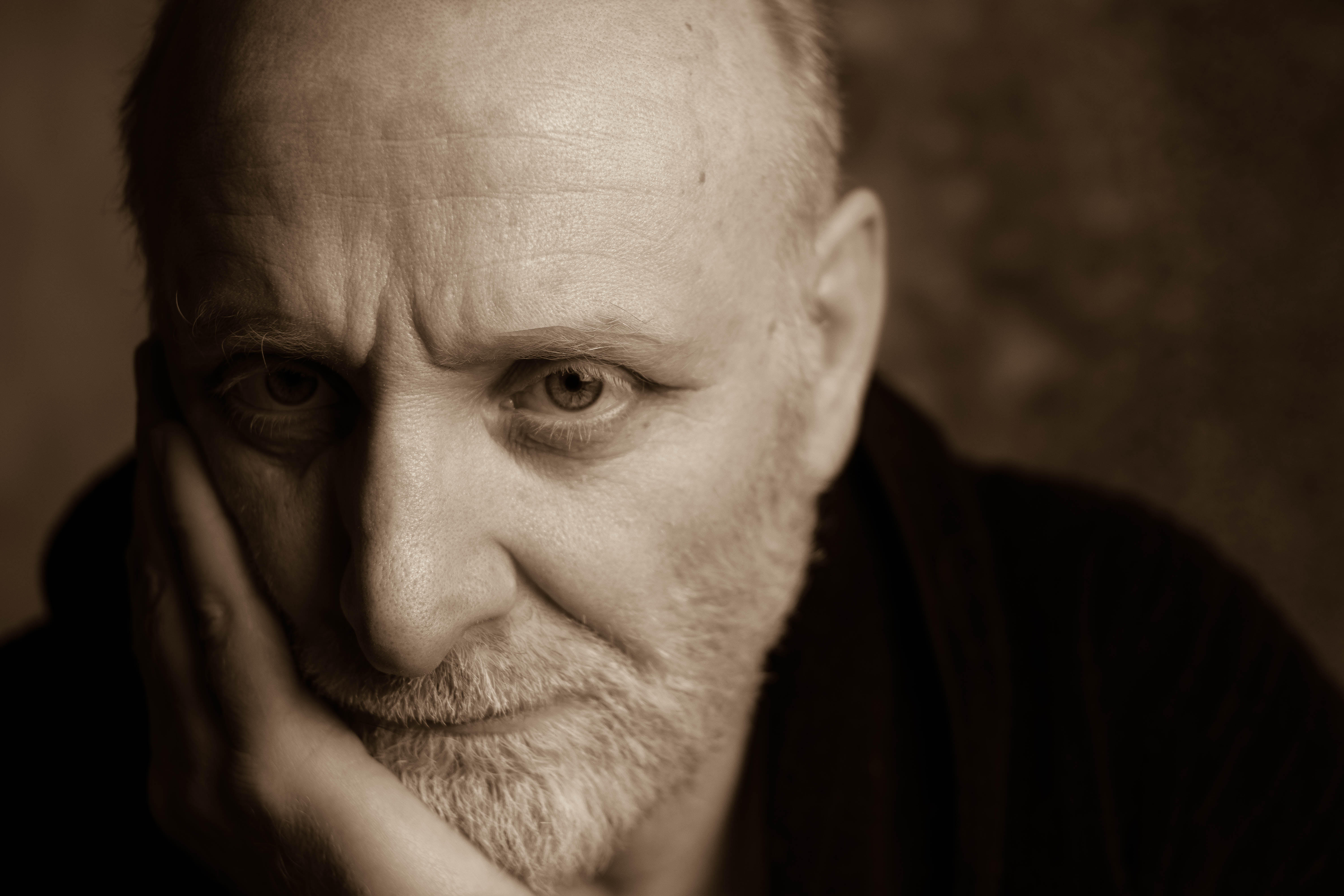 sepia profile picture of rick watts