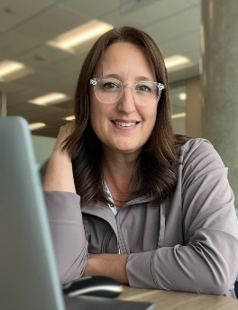 Angela MacLeod