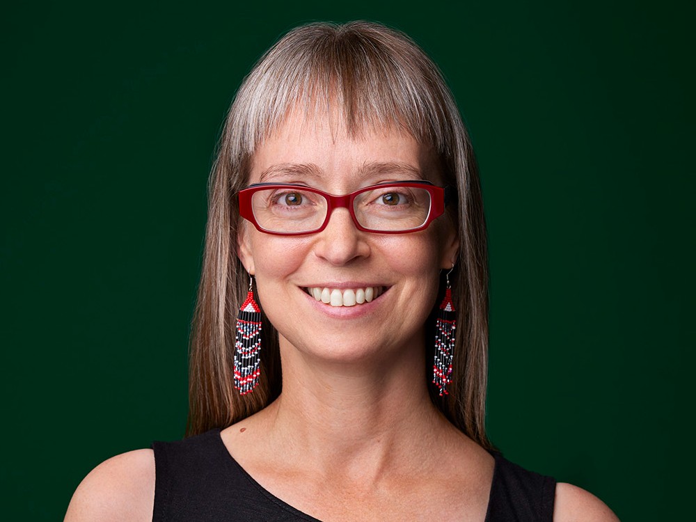 Deena Hinshaw