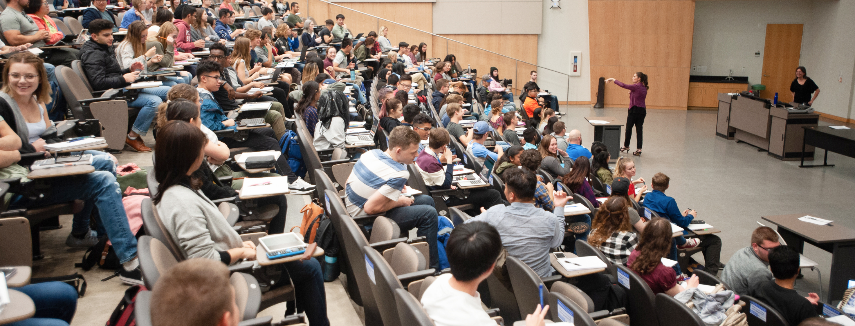 full-lecture-hall.jpg